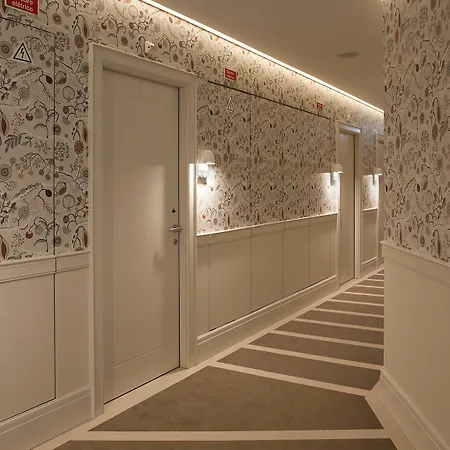 Otel Corpo Santo Historical