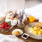Готель Corpo Santo Historical 5*