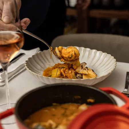 里斯本科尔坡圣托历史酒店 5*